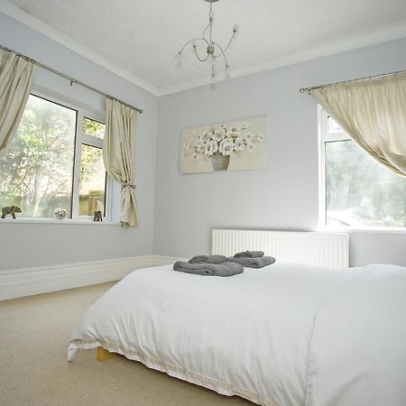 Large 2 Bedroom Apt - Near Beach - Free Parking Bournemouth Exteriér fotografie