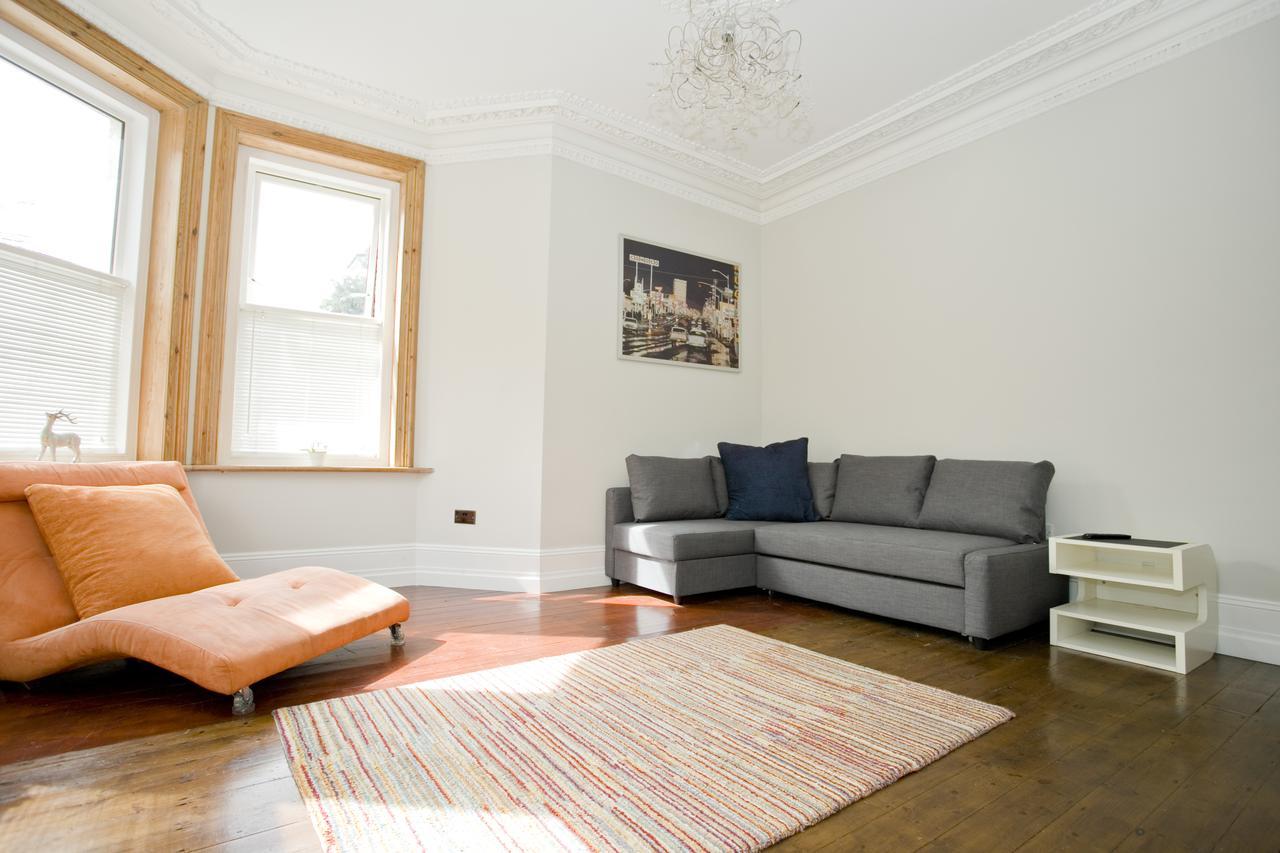 Large 2 Bedroom Apt - Near Beach - Free Parking Bournemouth Exteriér fotografie