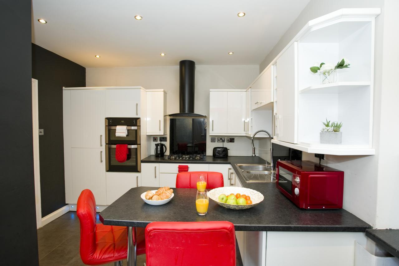Large 2 Bedroom Apt - Near Beach - Free Parking Bournemouth Exteriér fotografie