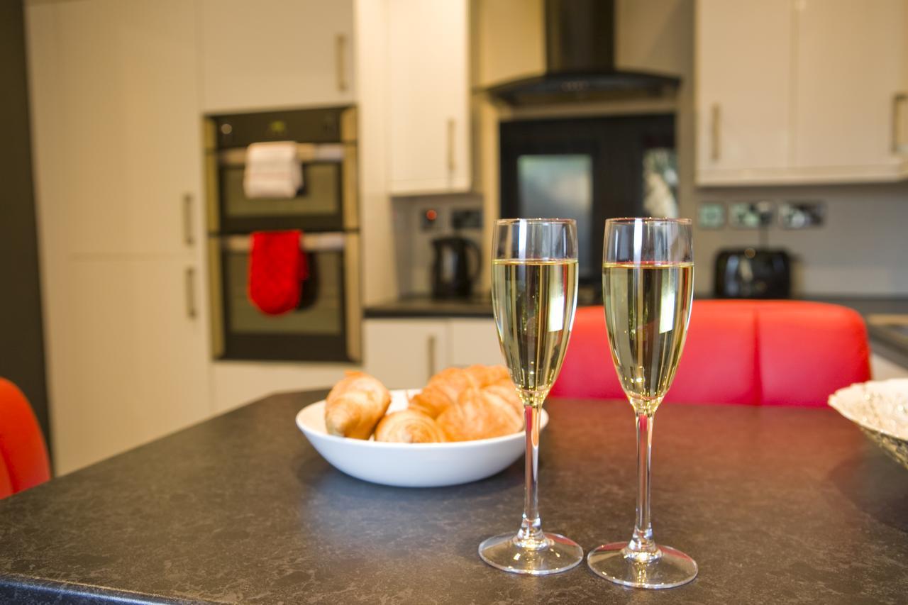 Large 2 Bedroom Apt - Near Beach - Free Parking Bournemouth Exteriér fotografie