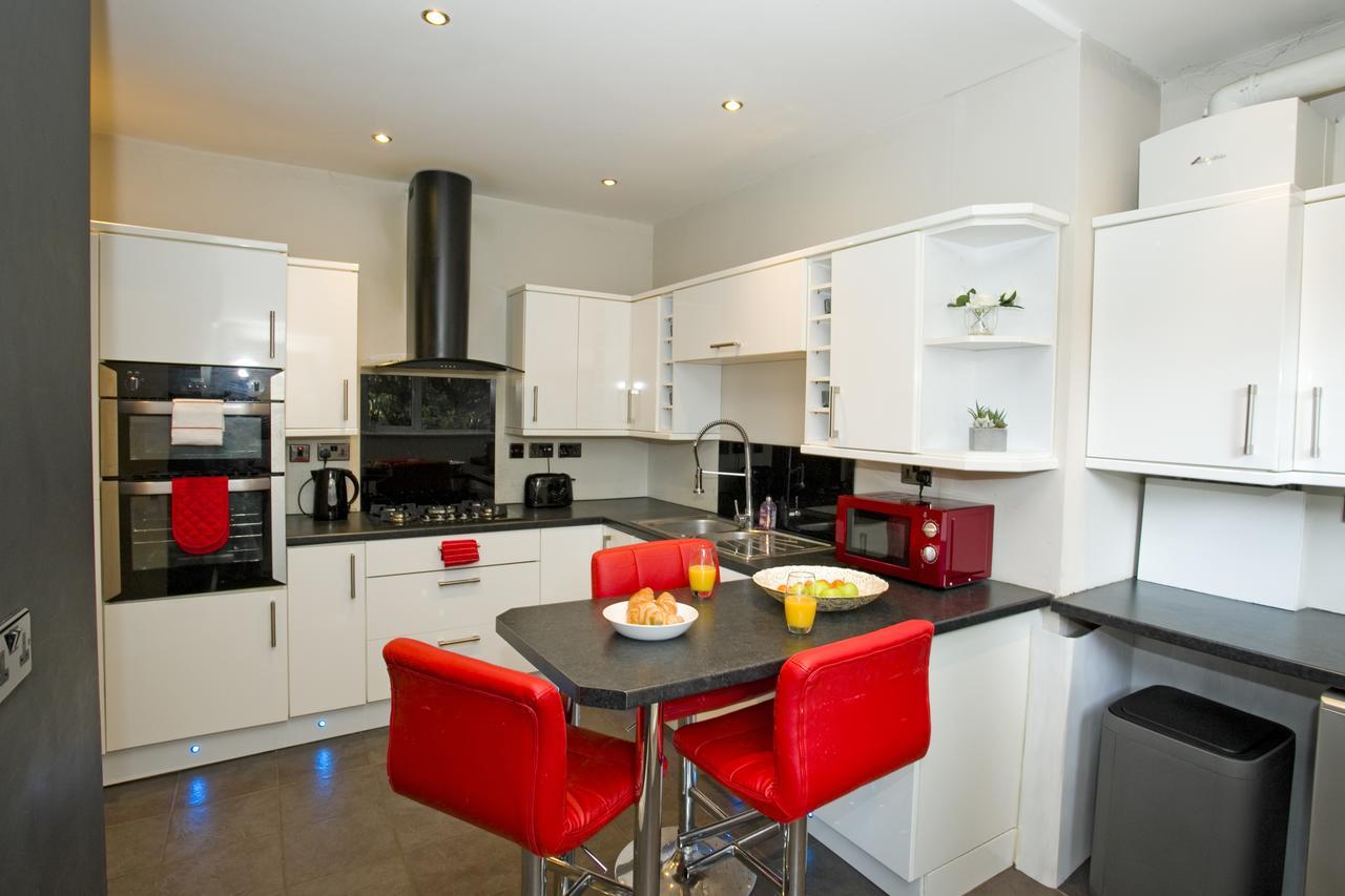 Large 2 Bedroom Apt - Near Beach - Free Parking Bournemouth Exteriér fotografie