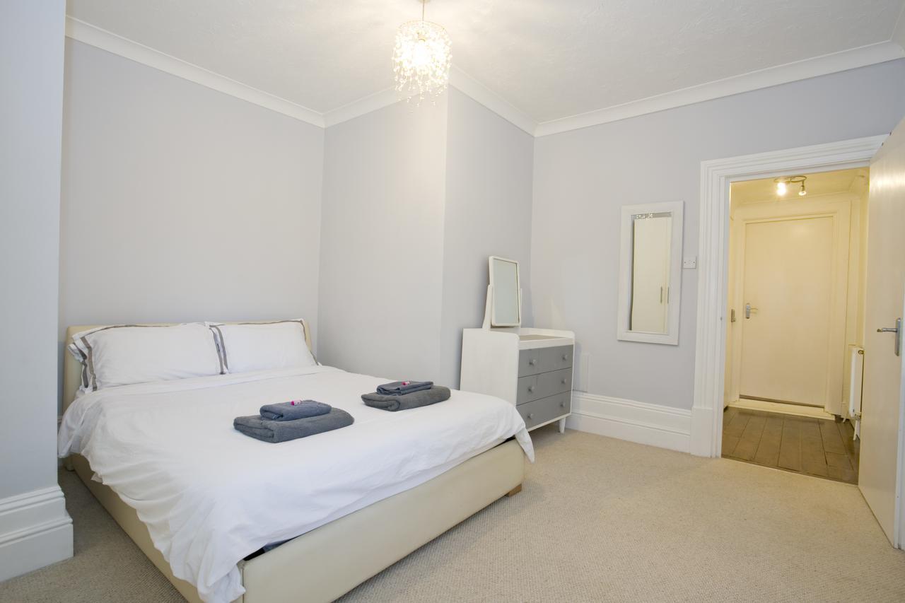 Large 2 Bedroom Apt - Near Beach - Free Parking Bournemouth Exteriér fotografie